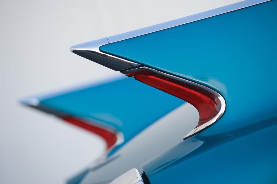  Cadillac Series 62 2-Door Hardtop Coupe 1960 года  (фото 3 из 9)